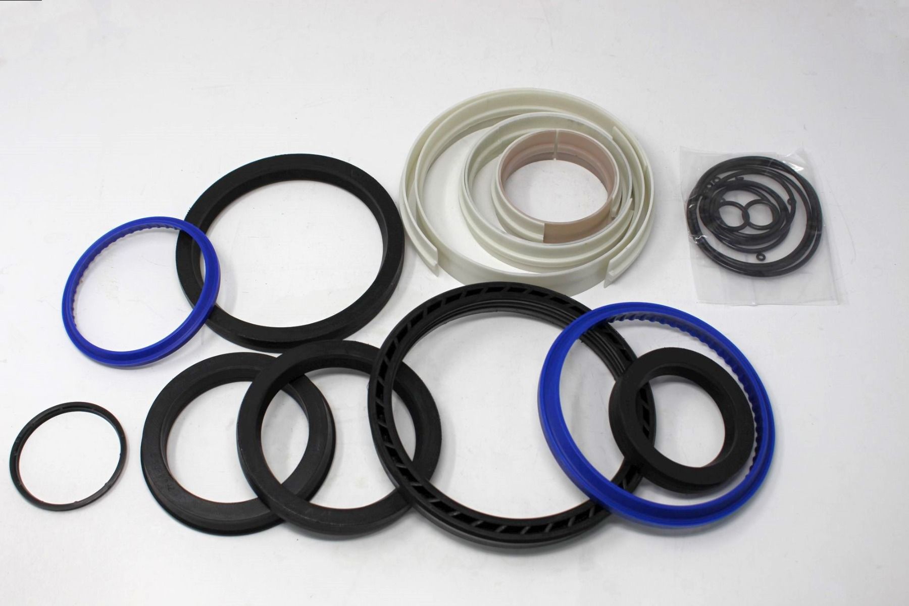 TKE Spare Parts | ENCODER 90 DEGREE CONNECTOR DANACHER OTIS AAA633F3