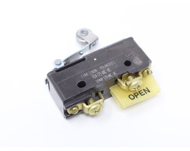 TKE Spare Parts | DOOR OPERATOR MICRO SWITCH DC68 MT-4RV22-A28 77021